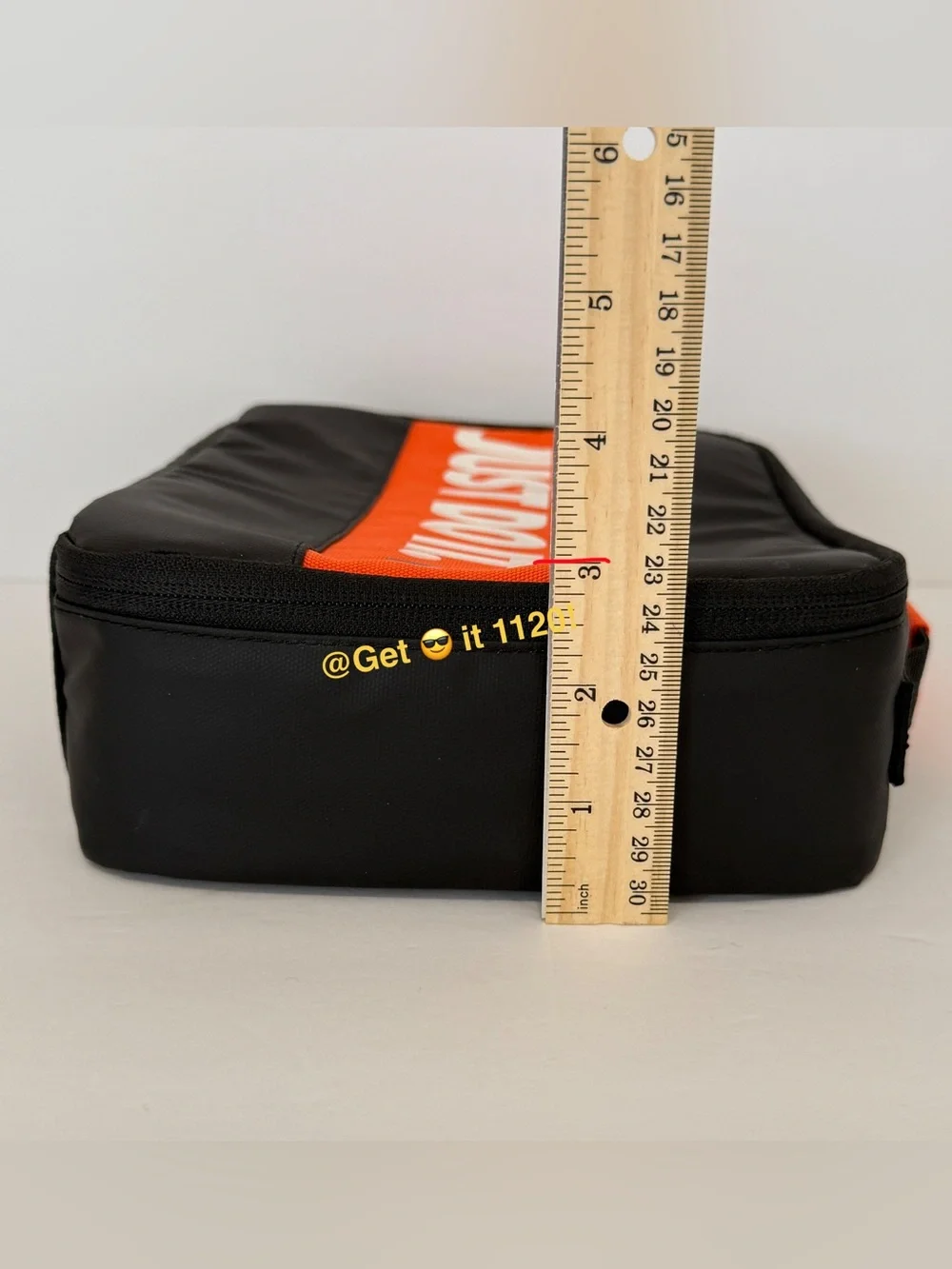 Nike Just Do It Bumper Sticker Fuel Pack Lunch Box Insulated 9A2840-N1Y